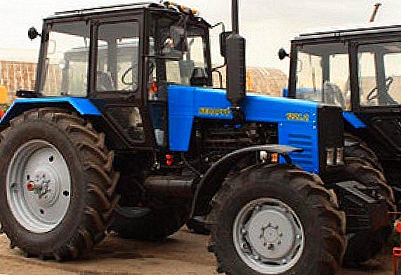 Uređaj i tehničke karakteristike traktora MTZ-1221