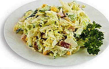 Një përzgjedhje e salads më të dobishme të mishit nga lakër kineze me viçi dhe goodies të tjera